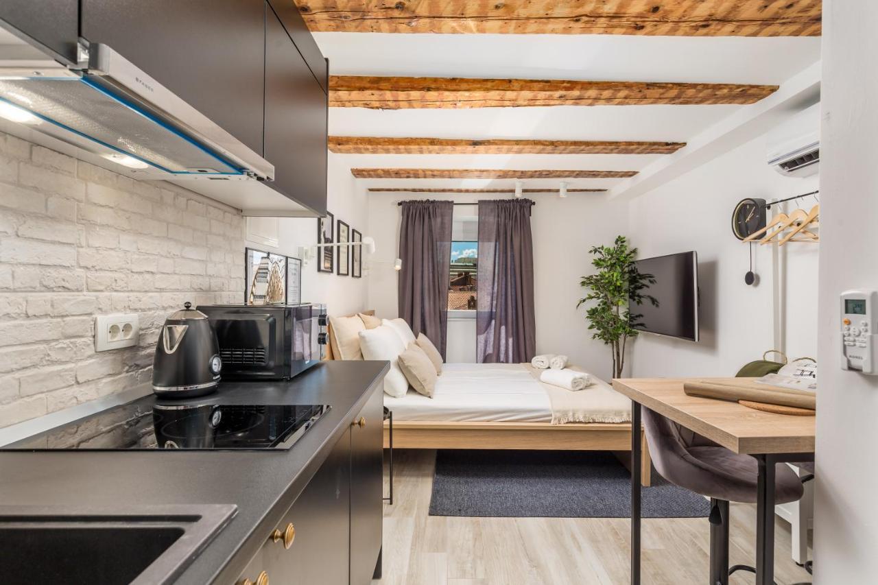Grota Apartment In The Center 2 Rijeka Luaran gambar